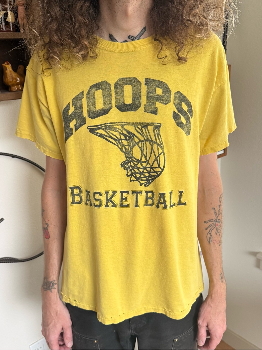 Vintage Y2K Distressed Basketball Hoops Graphic Jersey Tee ~ Size Large